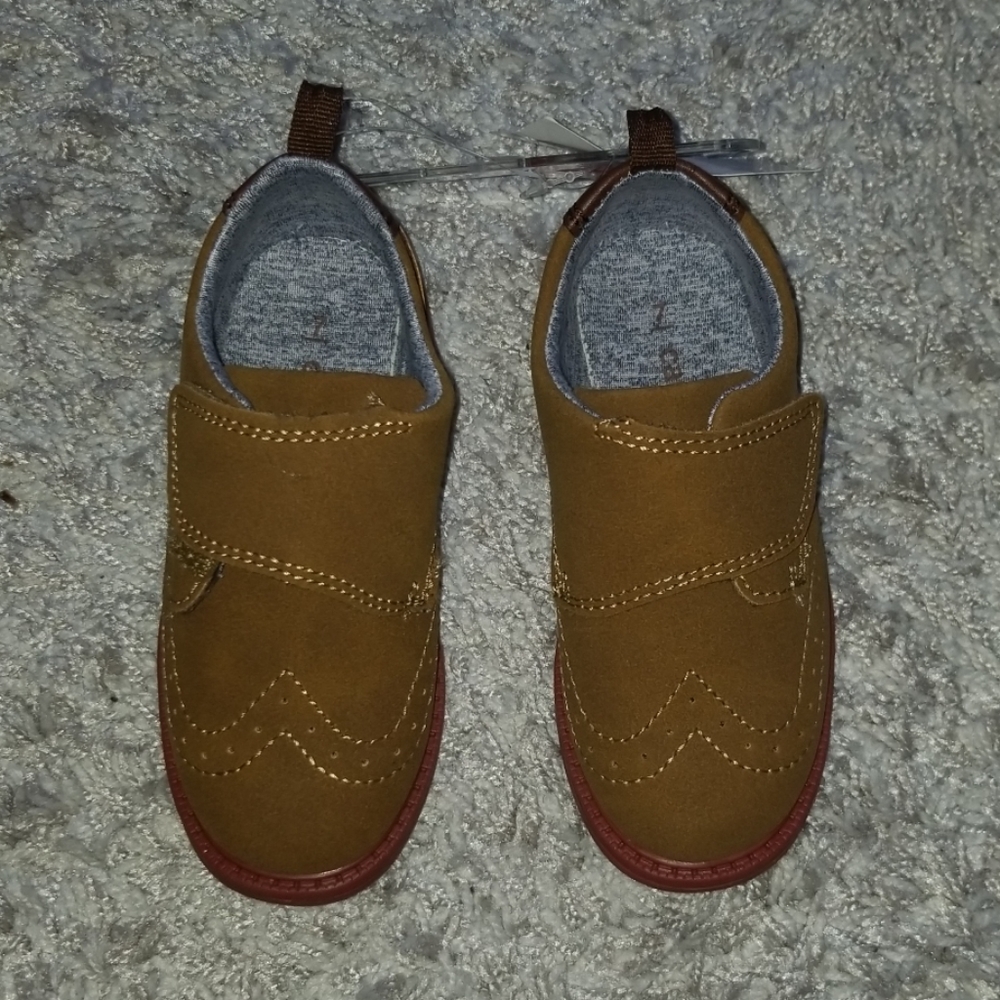 Toddler dressy shoes-never worn!